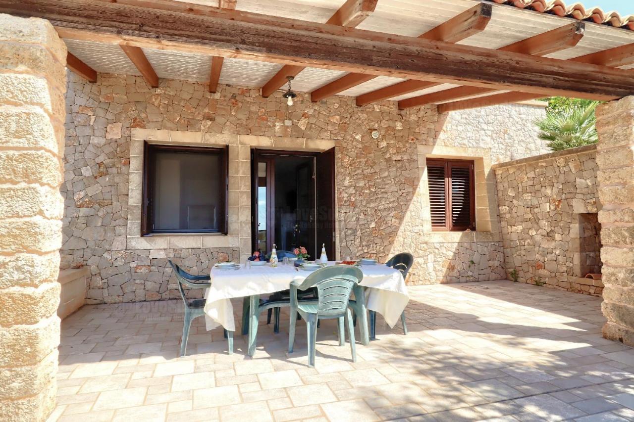 Case Vacanze San Gregorio By Lovesud Patù Exterior foto